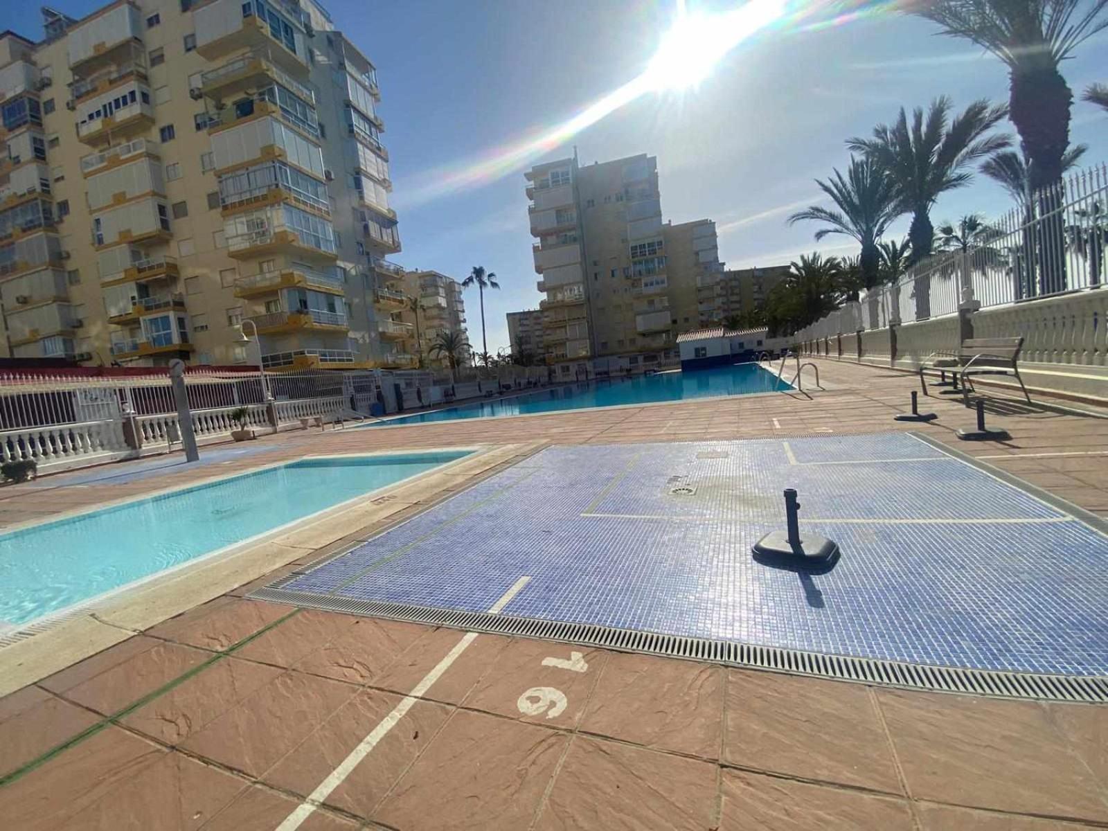 Hoja Cala Apartment ألغاروبو - كوستا المظهر الخارجي الصورة