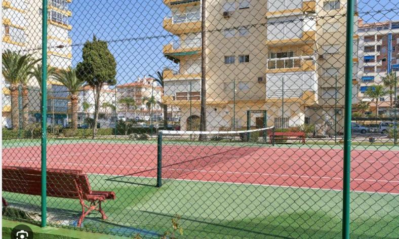 Hoja Cala Apartment ألغاروبو - كوستا المظهر الخارجي الصورة